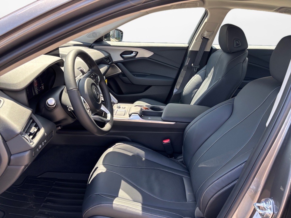 Vehicle image 9 of 35