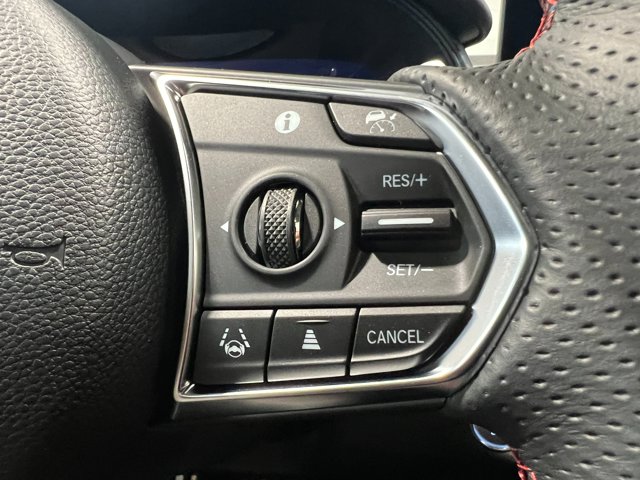 Vehicle image 24 of 33