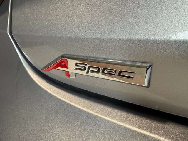 Vehicle image 11 of 33