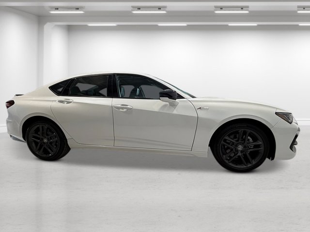 Vehicle image 3 of 33