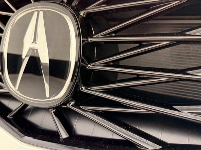 Vehicle image 12 of 33