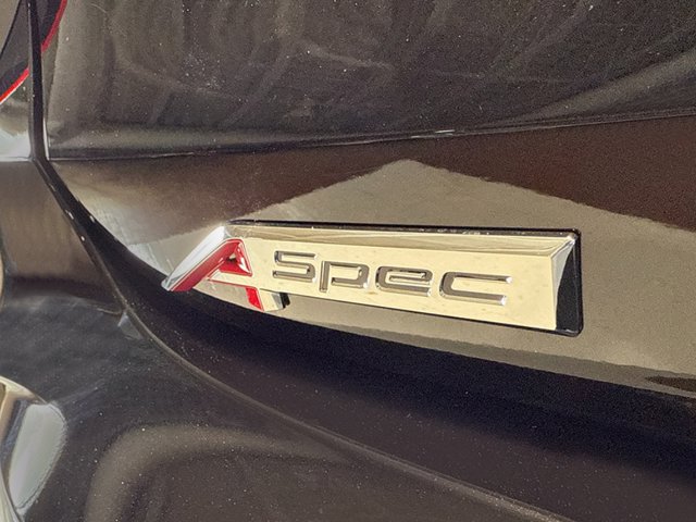 Vehicle image 11 of 33