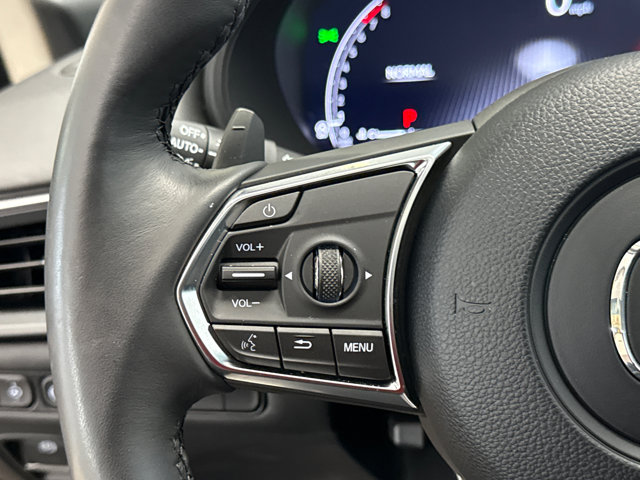 Vehicle image 16 of 30