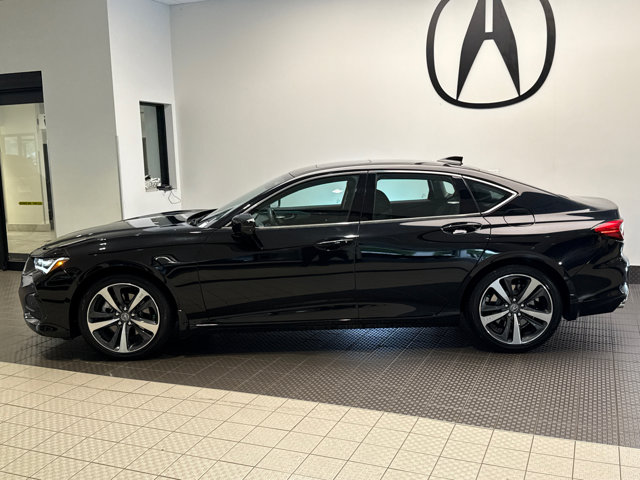 Vehicle image 5 of 30