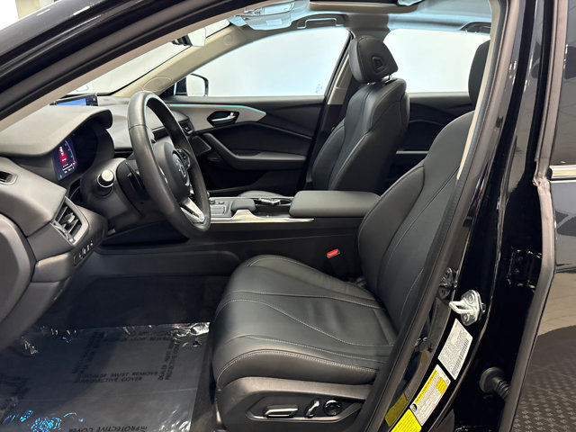 Vehicle image 12 of 30