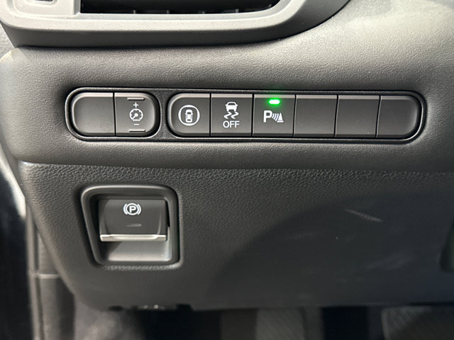 Vehicle image 15 of 30