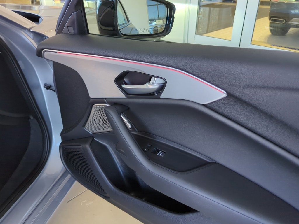 Vehicle image 42 of 53