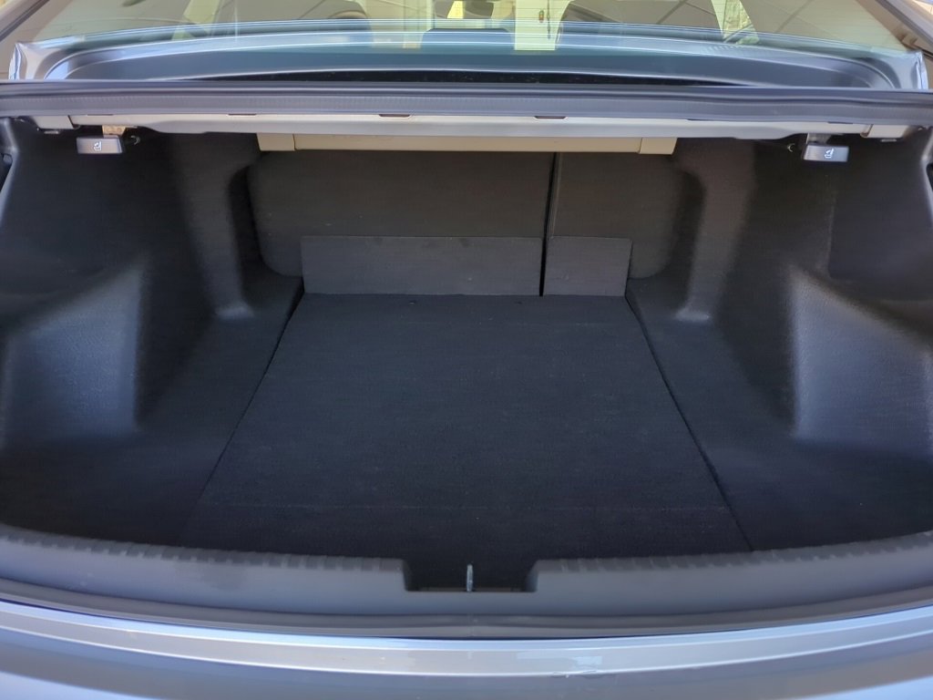 Vehicle image 34 of 53