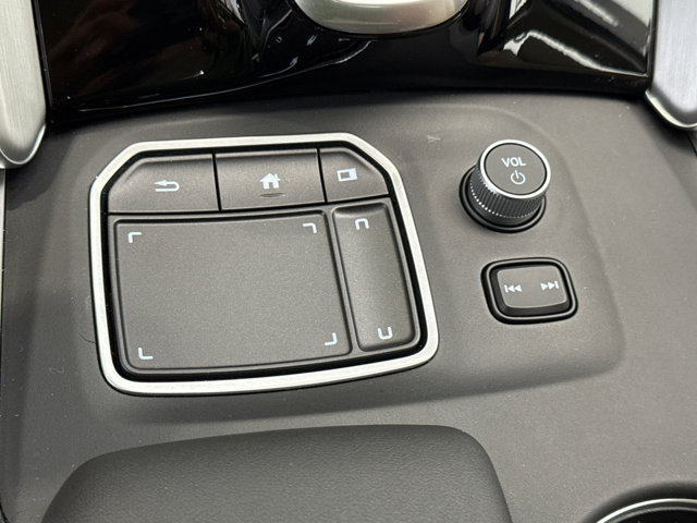 Vehicle image 15 of 25