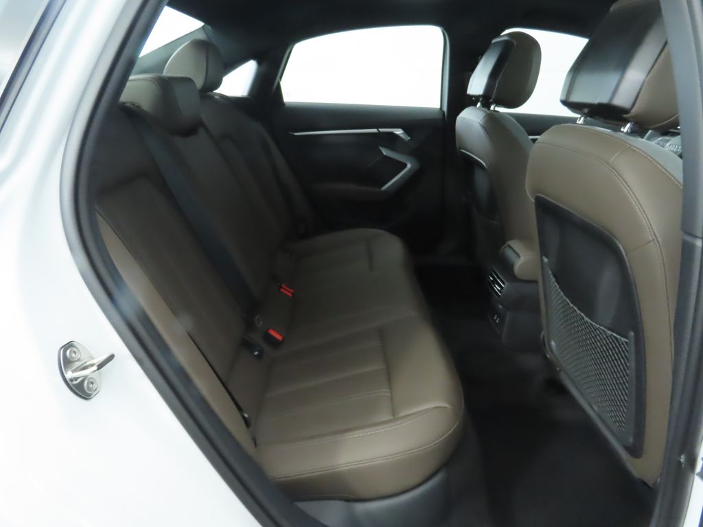 Vehicle image 16 of 35