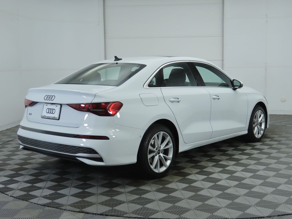 Vehicle image 5 of 35