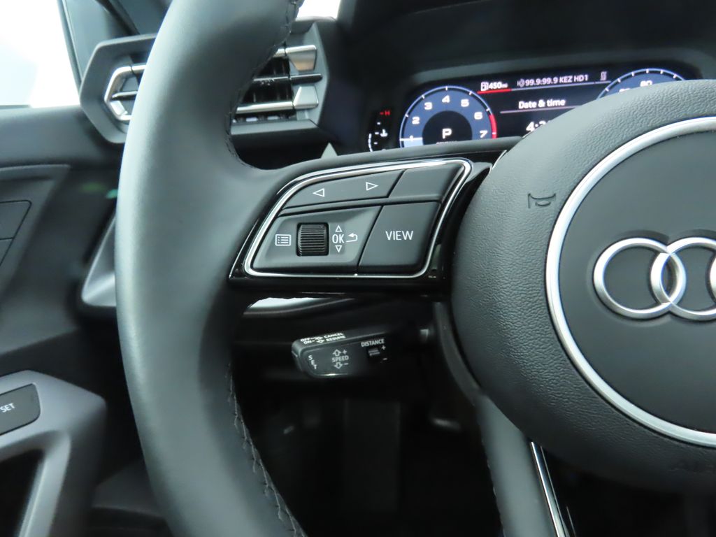 Vehicle image 34 of 35
