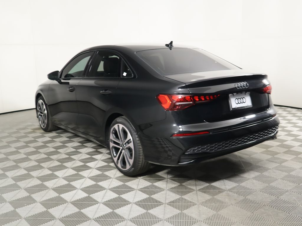 Vehicle image 8 of 34