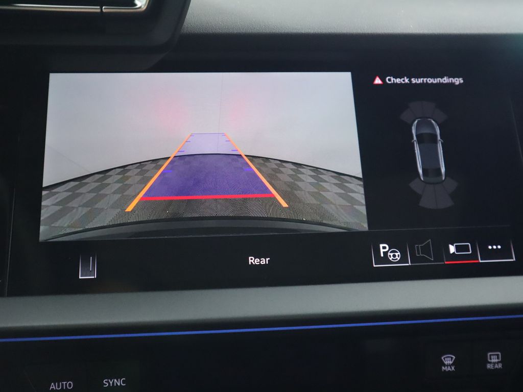 Vehicle image 17 of 34