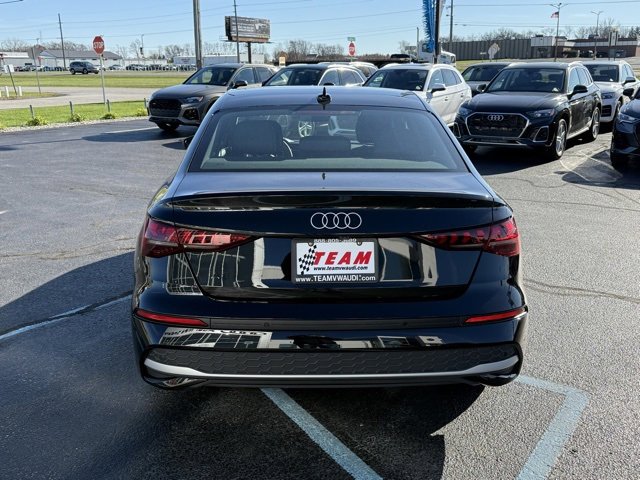 Vehicle image 4 of 27