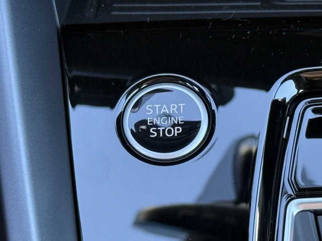 Vehicle image 18 of 27