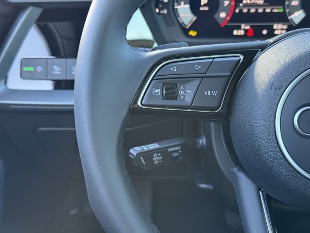 Vehicle image 24 of 27