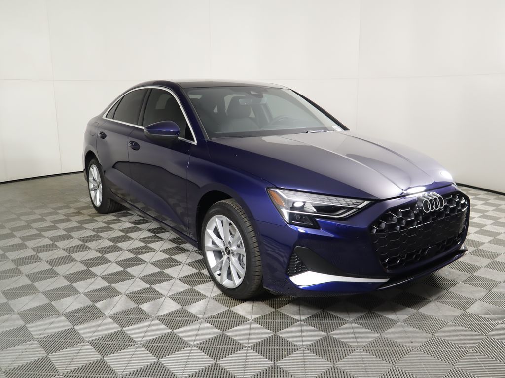 Vehicle image 4 of 34