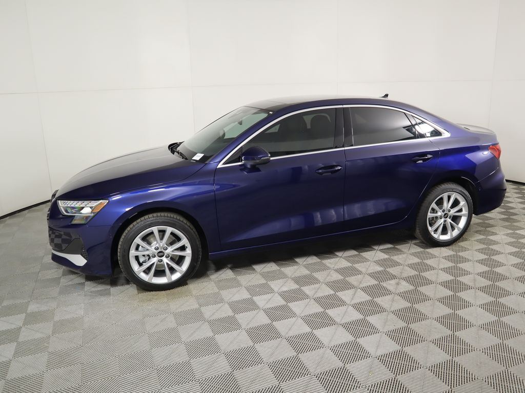 Vehicle image 9 of 34