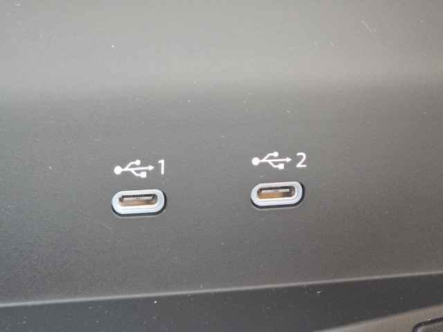 Vehicle image 15 of 43