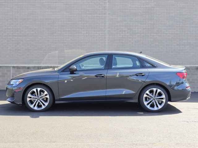 Vehicle image 8 of 43