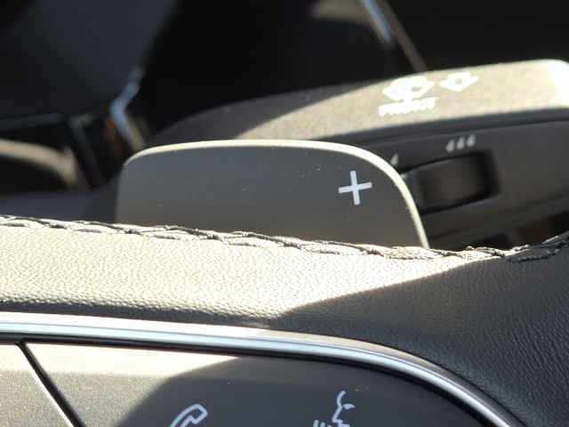 Vehicle image 22 of 43