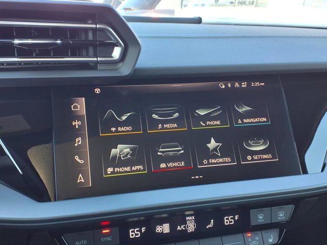 Vehicle image 15 of 20