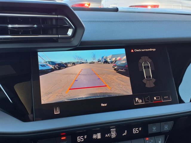 Vehicle image 16 of 20