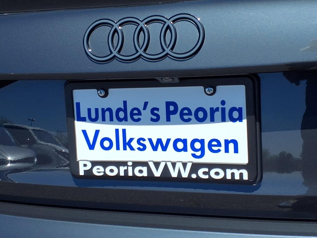Vehicle image 16 of 34