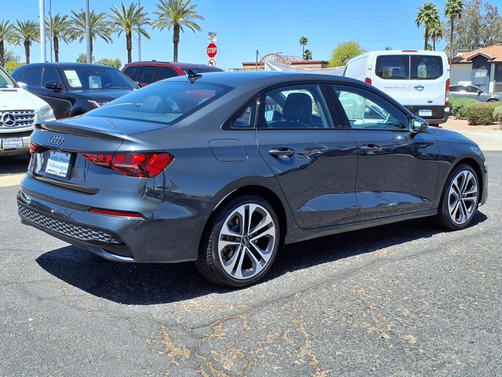 Vehicle image 5 of 34