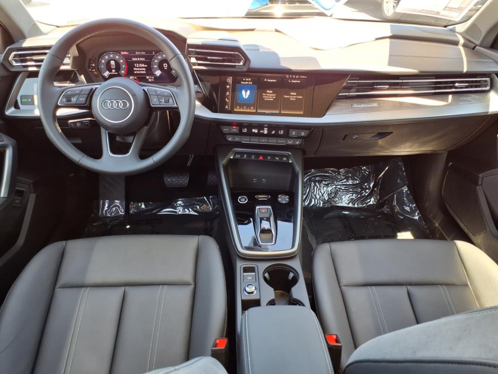 Vehicle image 24 of 34