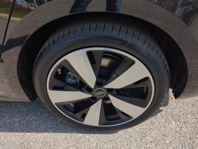 2025 Audi A5 Premium Image 9 of 34