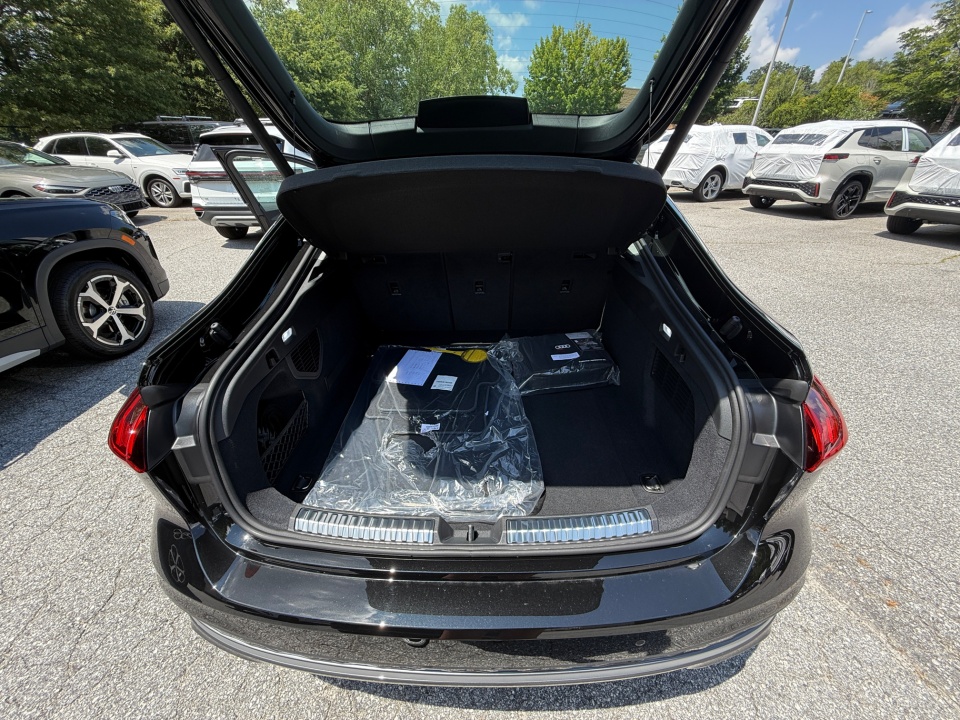 Vehicle image 14 of 35