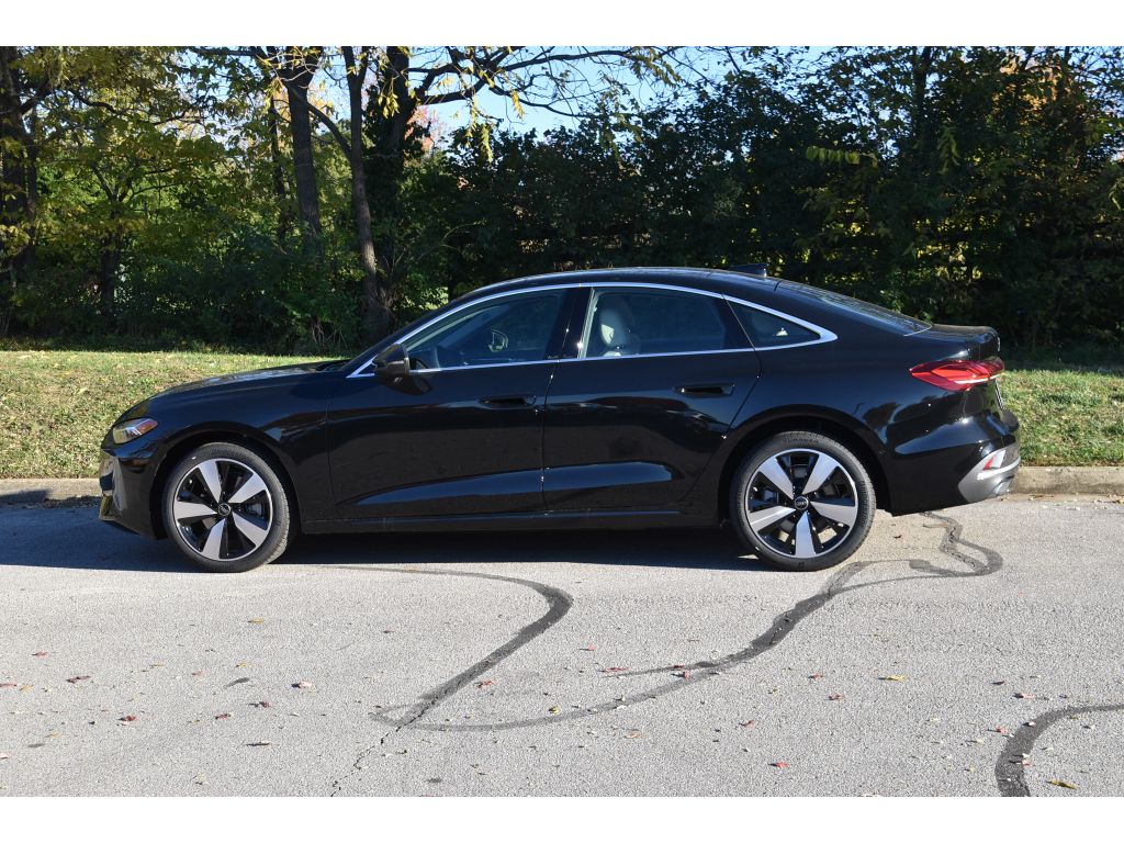 2025 Audi A5 Premium Plus Image 8 of 39