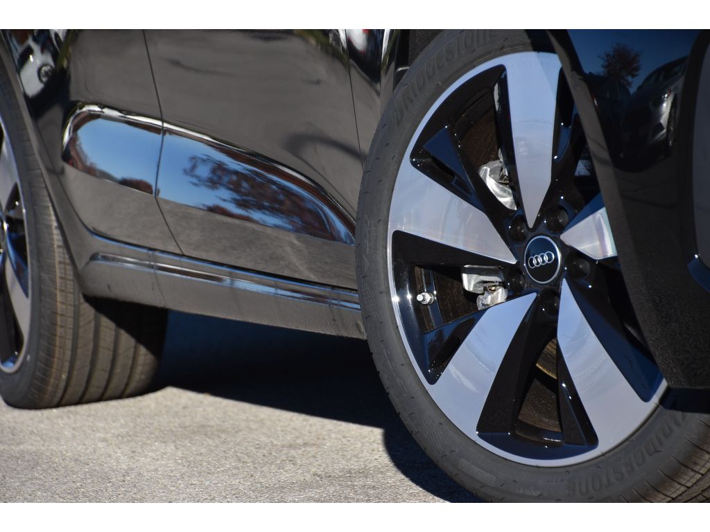 2025 Audi A5 Premium Plus Image 10 of 39