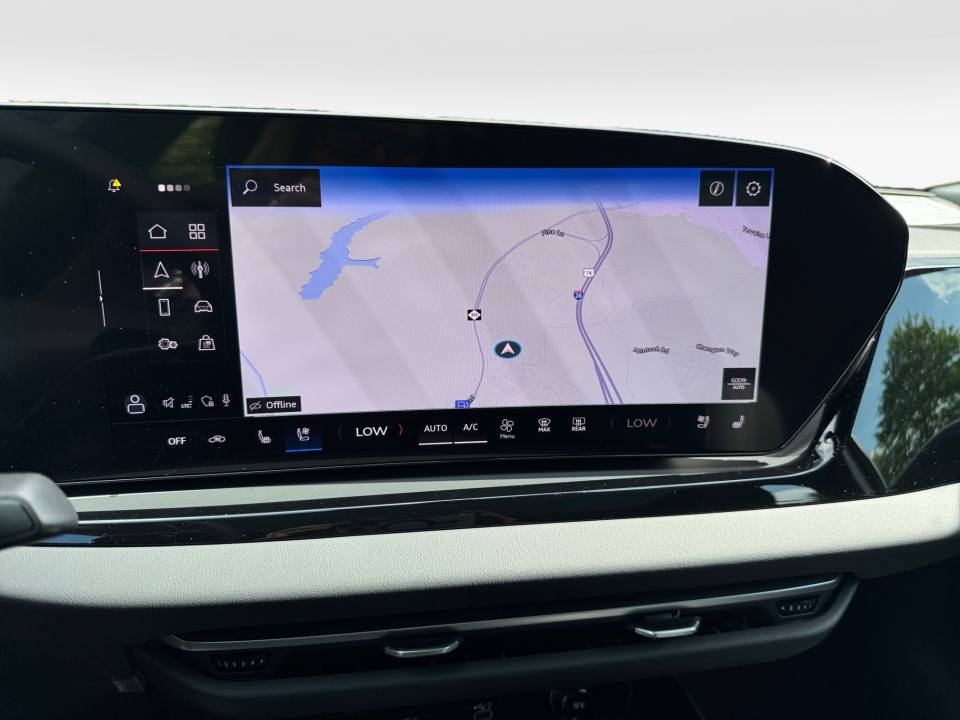 Vehicle image 17 of 35