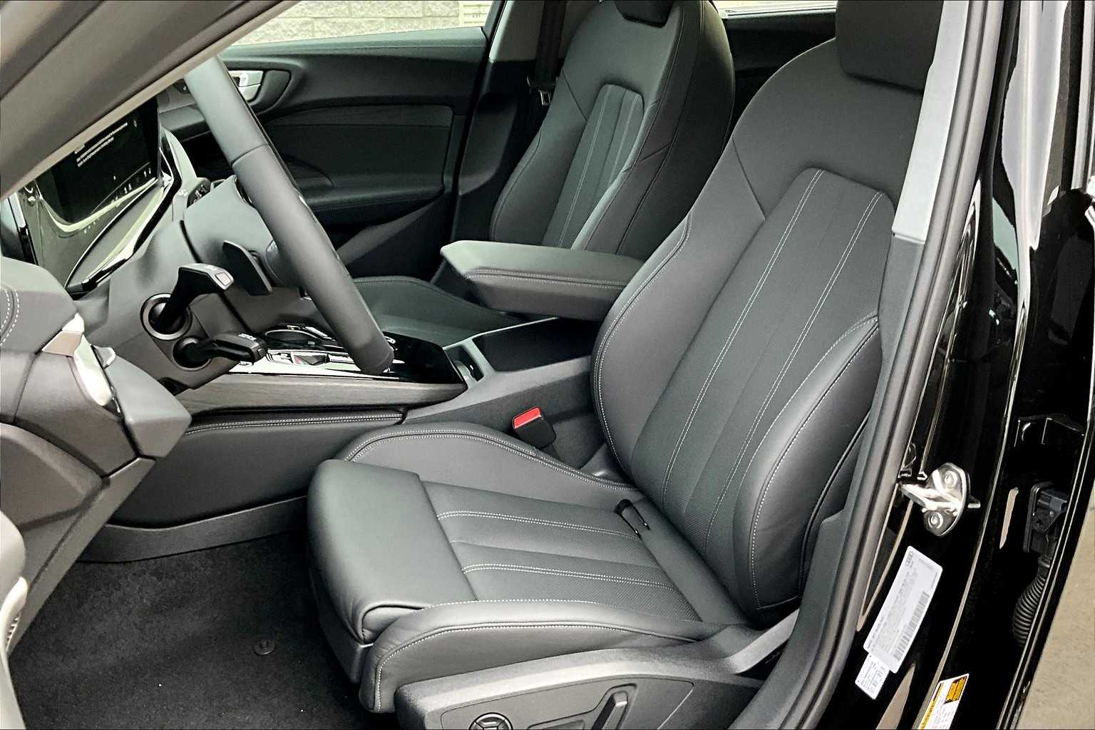 2025 Audi A5 Premium Plus Image 7 of 19