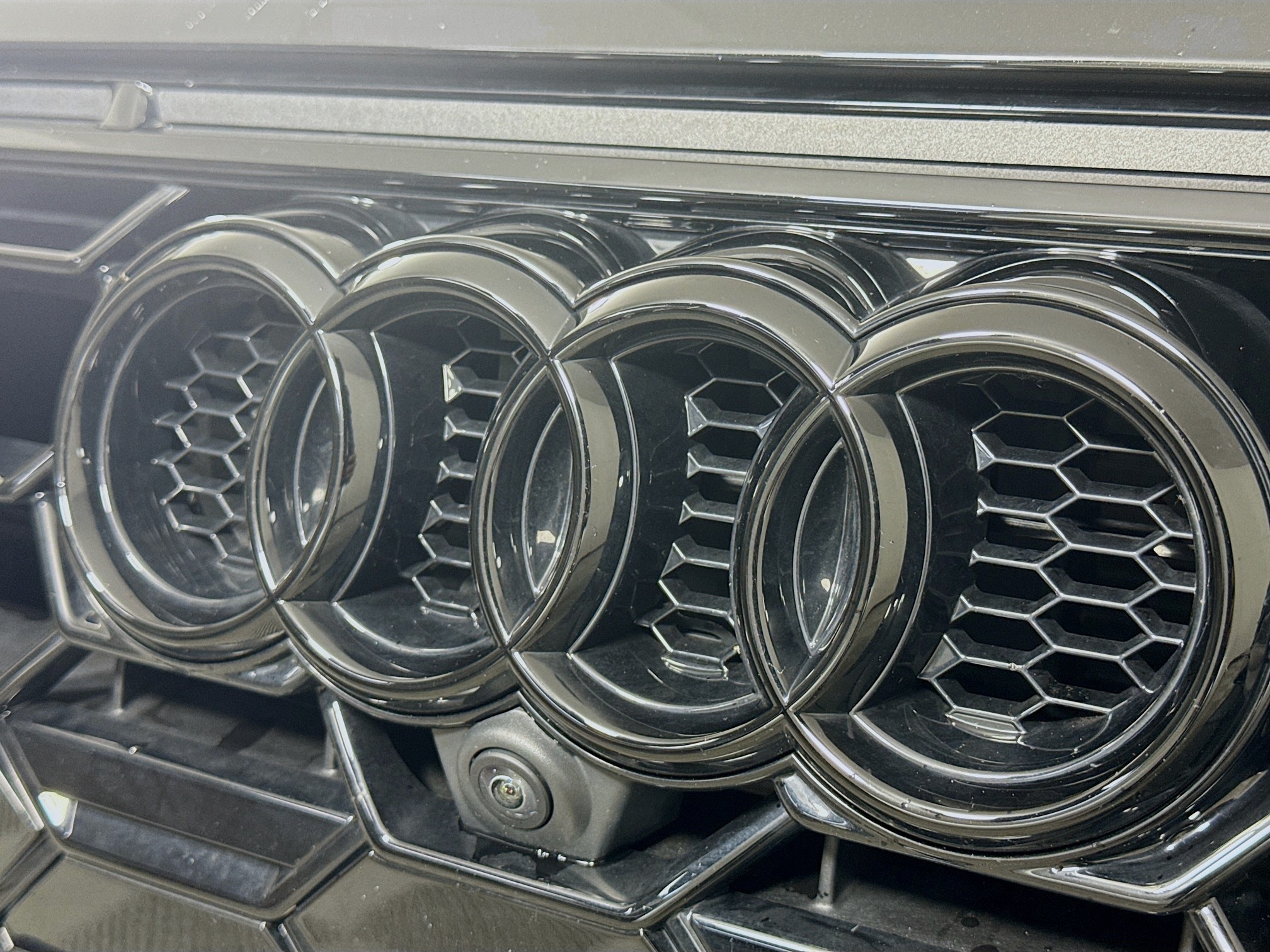 Vehicle image 32 of 33