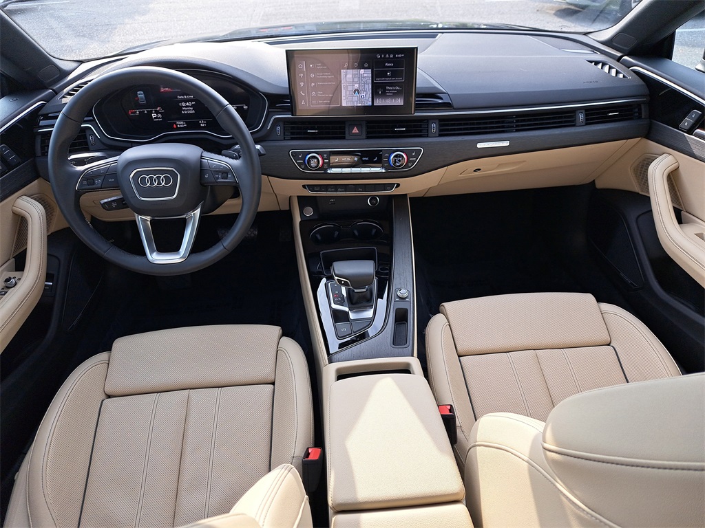 Vehicle image 16 of 31