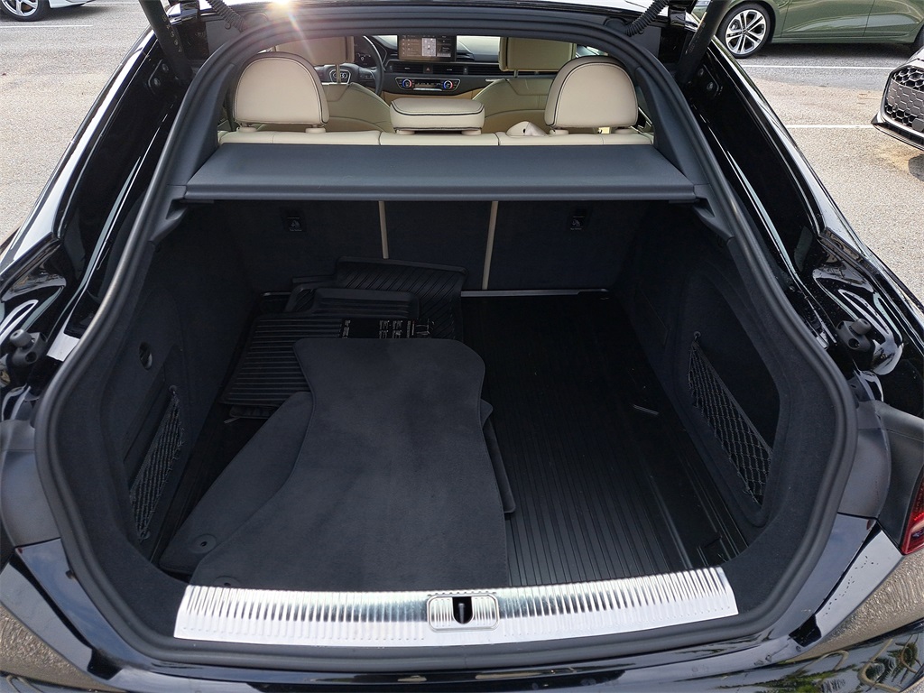 Vehicle image 7 of 31