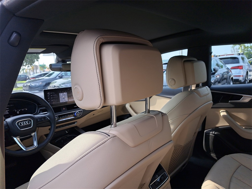 Vehicle image 13 of 31