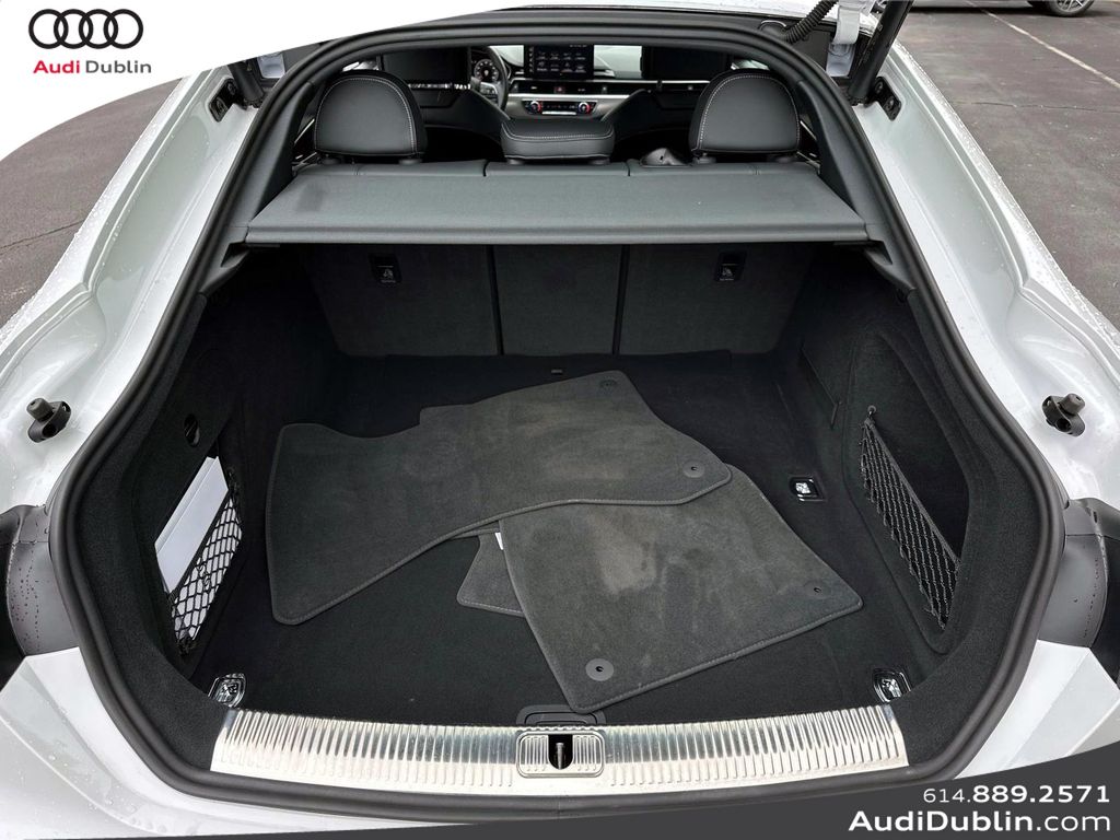 Vehicle image 9 of 34