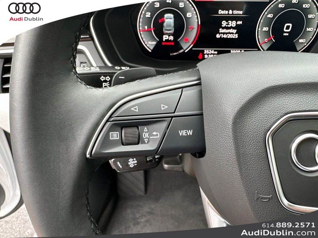 Vehicle image 18 of 34