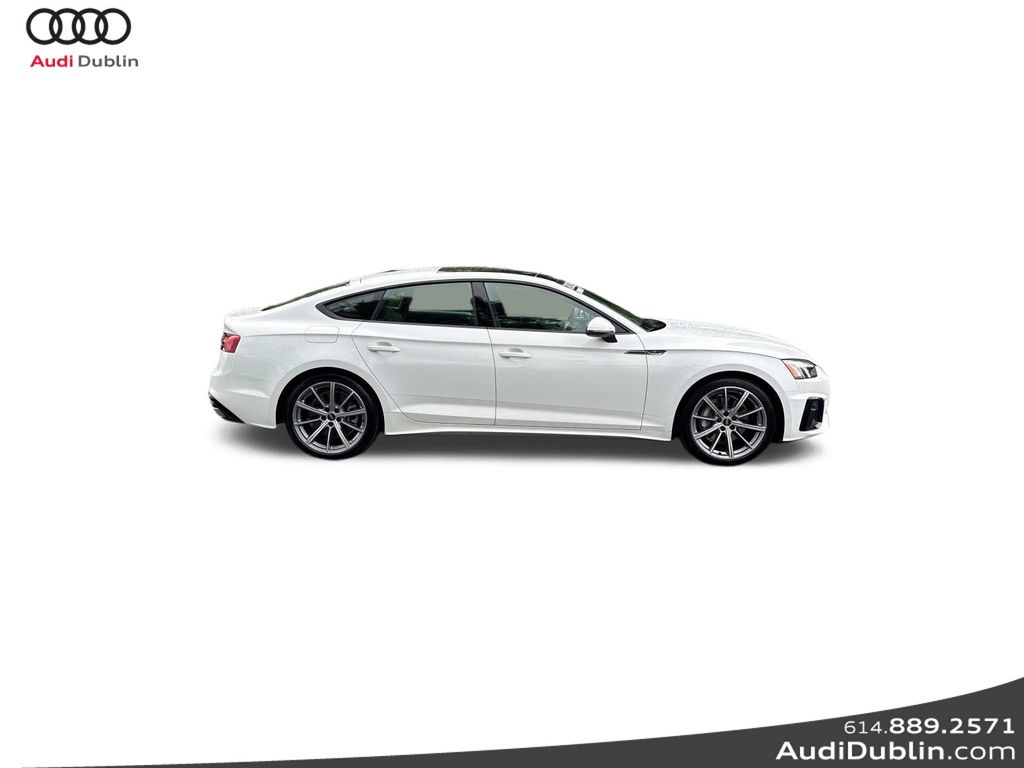 Vehicle image 4 of 34