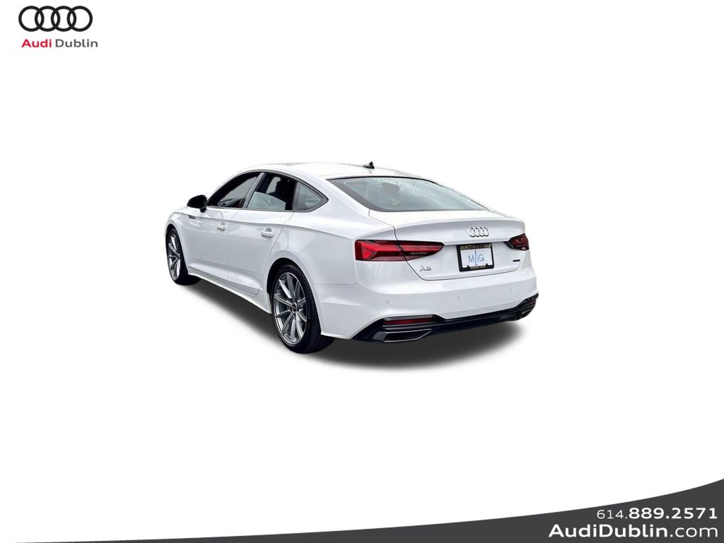 Vehicle image 7 of 34
