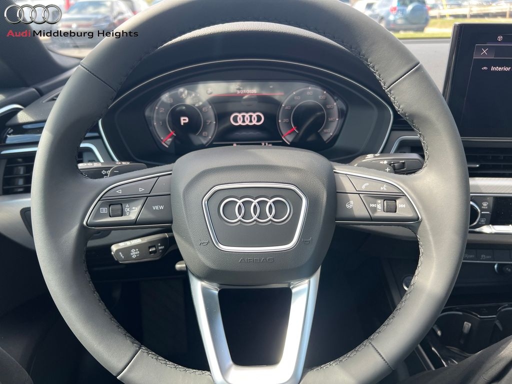 Vehicle image 22 of 44