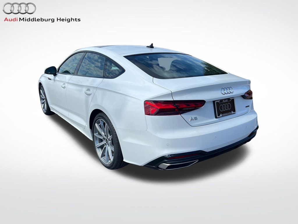 Vehicle image 9 of 44