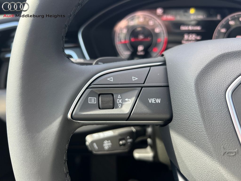 Vehicle image 36 of 44