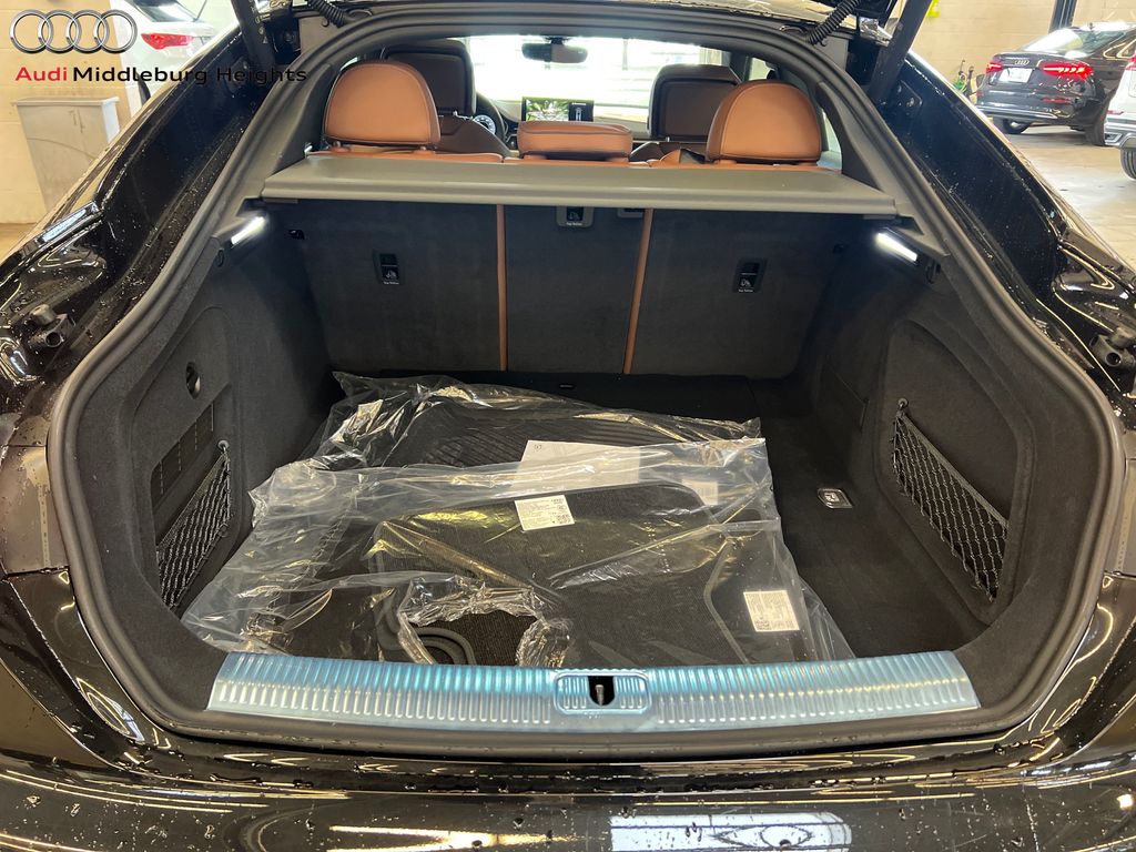 Vehicle image 11 of 45
