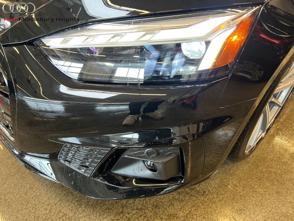 Vehicle image 42 of 45